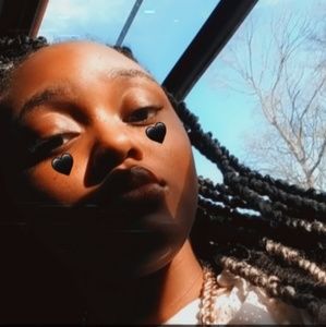 Meet your Posher, Niamyah